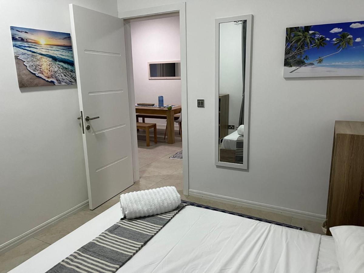 Coastal View Apartments Grand Baie Exterior foto