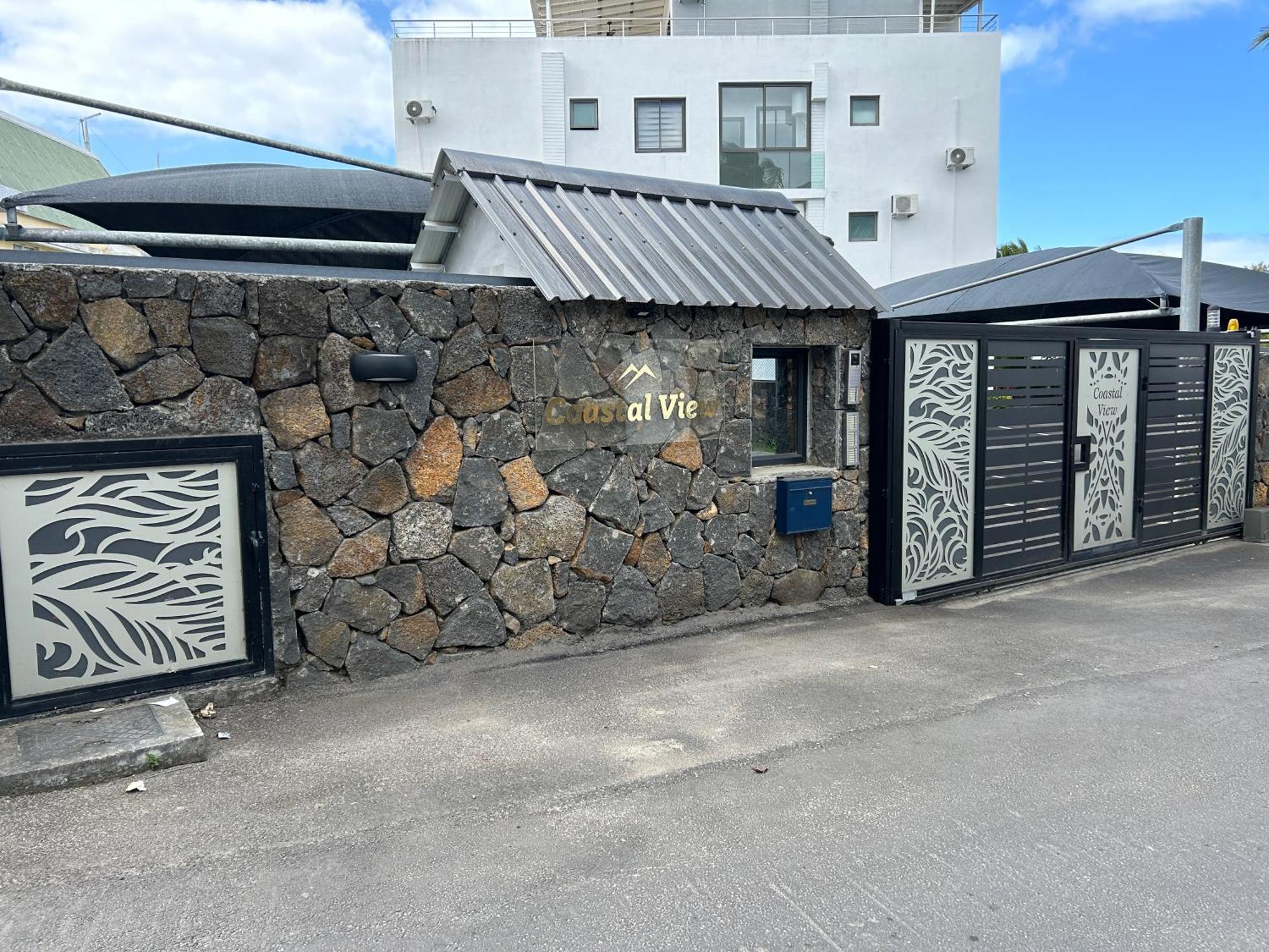 Coastal View Apartments Grand Baie Exterior foto