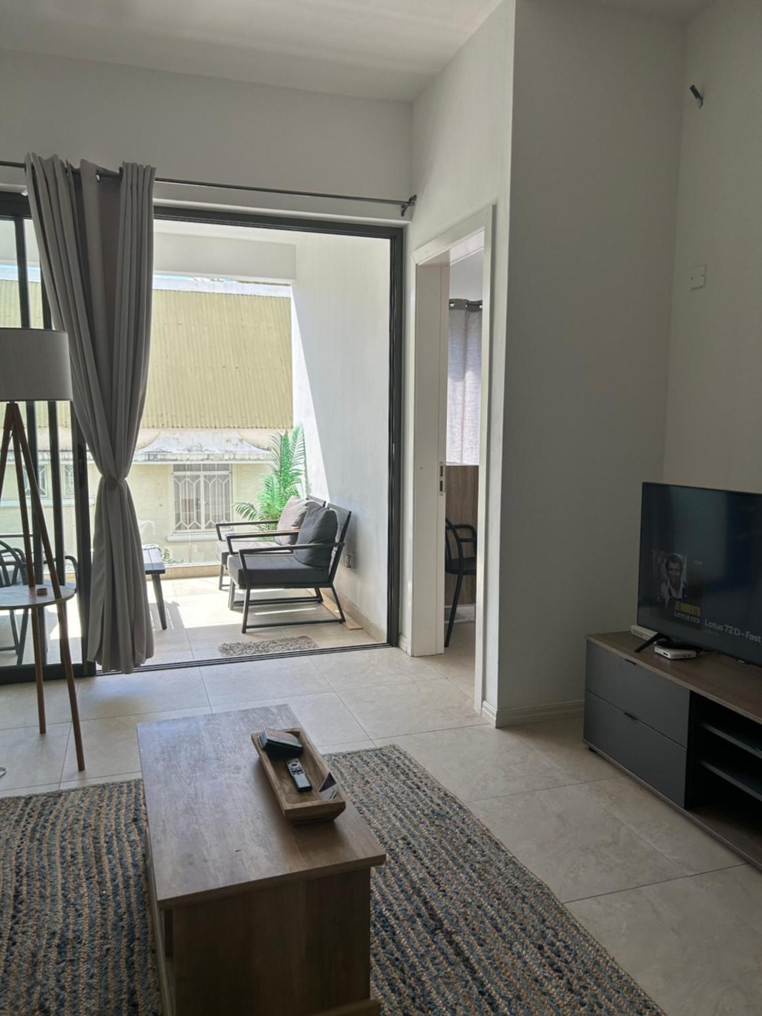 Coastal View Apartments Grand Baie Exterior foto